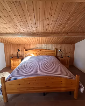 Letto matrimoniale artigianale legno + 2 comodini
