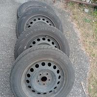 Gomme termiche complete di cerchi