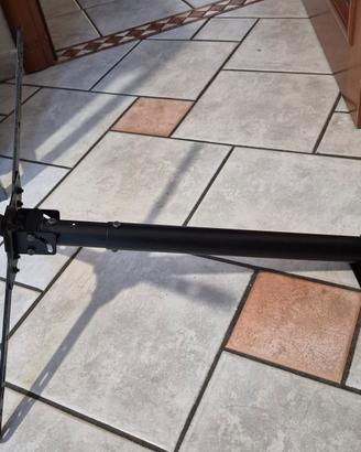 Porta TV da soffitto inclinabile, altezza regol.