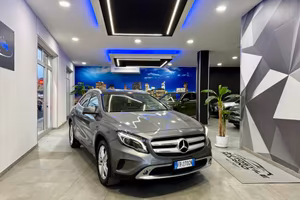 Mercedes-benz GLA 200 d Sport-2015