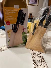 SET COLTELLI CON CEPPO NUOVI