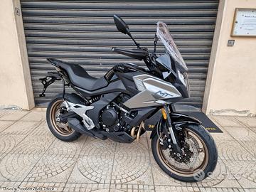 CFMOTO 700 MT ABS TFT LED -- Motor's Passion -