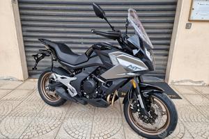 CFMOTO 700 MT ABS TFT LED -- Motor's Passion -