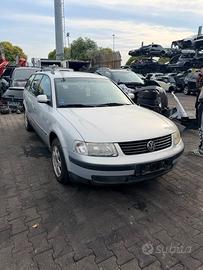 Ricambi Volkswagen Passat 1.8 20V SW Anno 2000 Cod