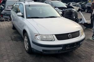 Ricambi Volkswagen Passat 1.8 20V SW Anno 2000 Cod