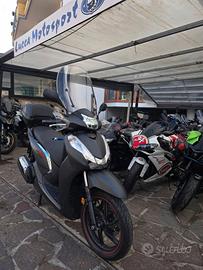 HONDA SH 300 2019 CON 29000KM