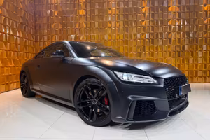 Audi TT Coupe 1.8 tfsi S line S-tronic