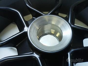 Ducati Monster 1100 evo cerchione posteriore 50211