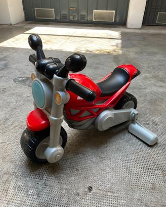 Triciclo Moto Ducati marca Chicco
