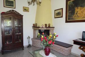 3 LOCALI A MASI TORELLO