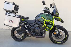 Benelli TRK 702 X ABS