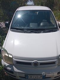 autovettura panda