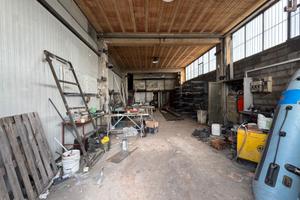 Capannone industriale - 133 mq con soppalco