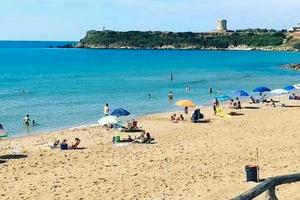 Calabria vicino spiaggia più piscina