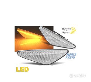 FRECCIE LATERALI A LED BMW X5 E70 X6 E71 X3 F25 BI