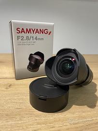 Samyang 14mm f2.8 attacco E per Sony
