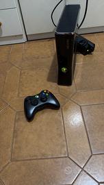 Xbox 360 Slim 250GB + Pad Originale - Perfetta