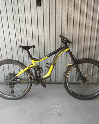 GIANT REIGN 2 misura M del 2018