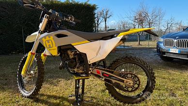 Husqvarna 125 enduro omologato