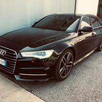 AUDI A6  AVANT QUATTRO  2.0 NERA S-LINE