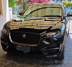 jaguar f-pace prestige nera euro 6b