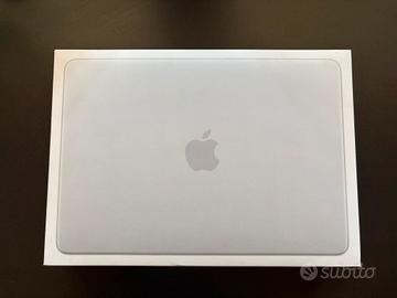 MacBook Neo 13' (agosto 2026) argento CON SIGILLI