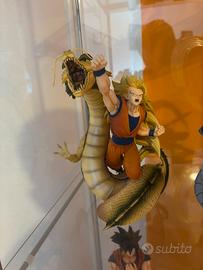 Statue dragon ball