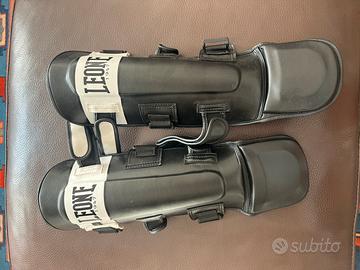 Guantoni da Boxe/Muay Thai/Kick Boxing e paratibia