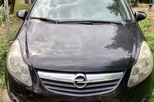 Opel corsa del 2010 1.2 benzina 80cv gpl