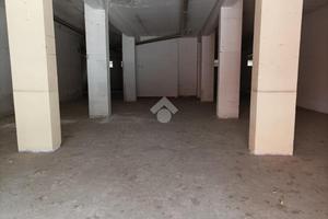 MULTILOCALE A CASERTA