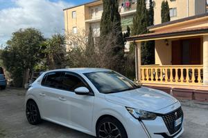 Peugeot 208 1.2 PureTech 101cv EAT8 GT Line