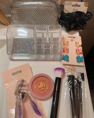 Set trucchi e accessori