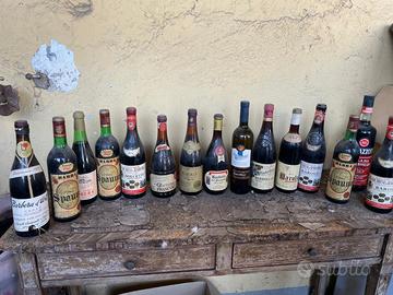 Bottiglie di vino da collezzione