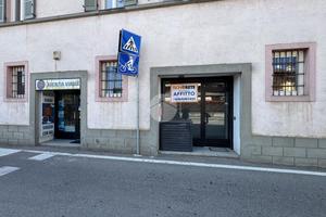NEGOZIO A PASSIRANO