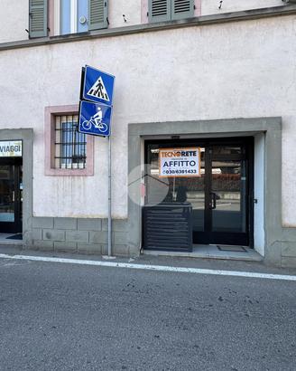 NEGOZIO A PASSIRANO
