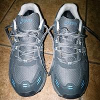 SCARPE ASICS NUOVE n. 38