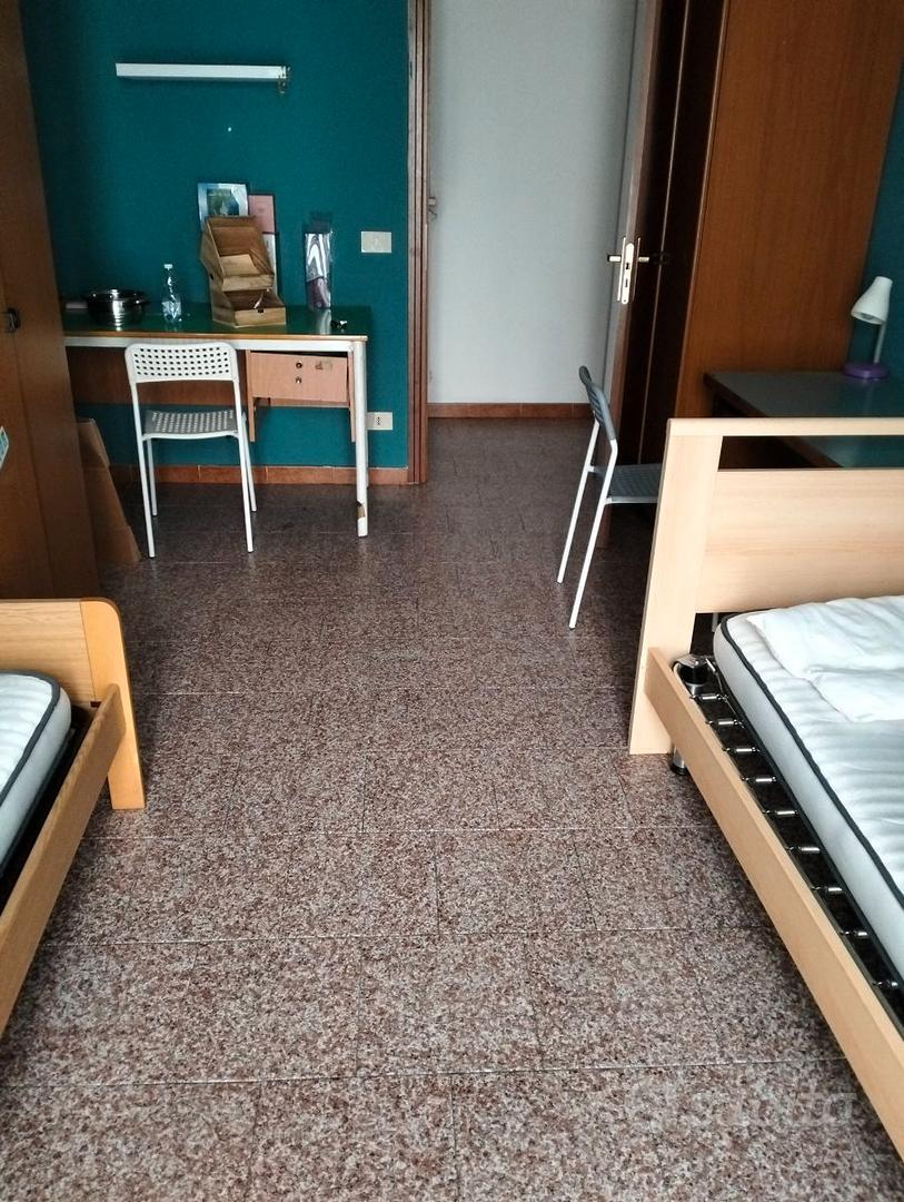 2 stanze doppie in Centro, foto 4 di 6