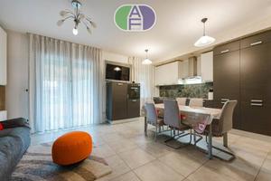 MIRANO APPARTAMENTO 3 CAMERE PIANO PRIMO E TAVERNA