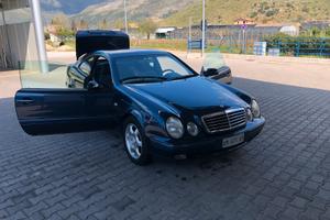 Mercedes-Benz CLK 200