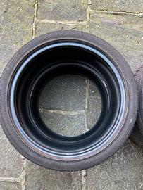 Pneumatici 225/40 R18 265/35 R18