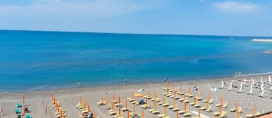 Marina di cecina attico vista mare