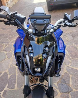 bellisima yamaha mt07 (depo)