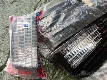 Corvette c3 ricambi nuovi /usati griglie fanali