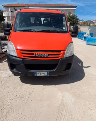 Furgone Iveco 35/S/E4  Cassone fisso