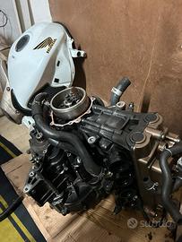 Honda cb 650f motore (trattabile)