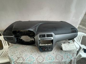 Cruscotto + airbag Fiat Grande Punto