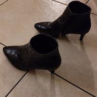 stivaletti donna nr 40 tacco 6cm