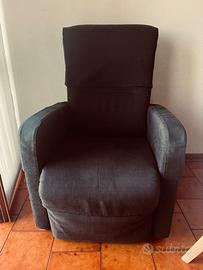 Poltrona telecomandata anziani