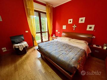 BILOCALE CON CORTE ESTERNA E GARAGE