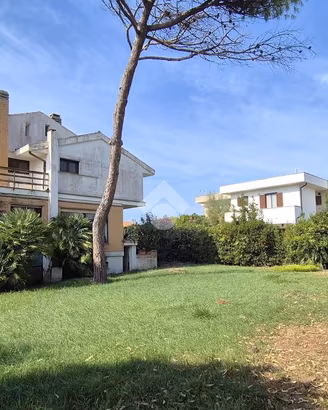 VILLA SINGOLA A TARQUINIA
